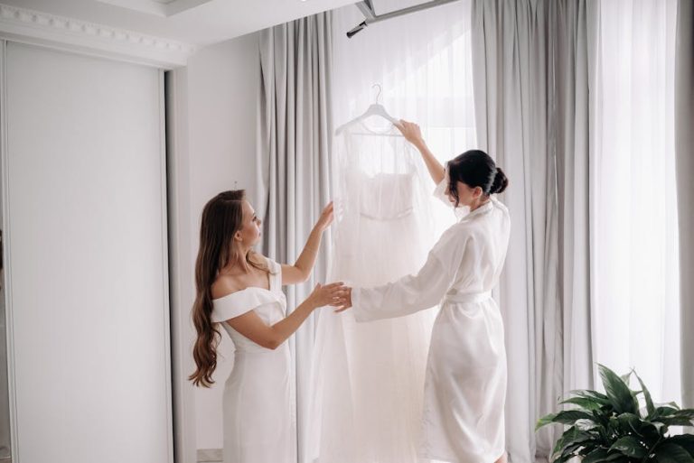 The Art of Wedding Planning: Balancing Budget and Luxury